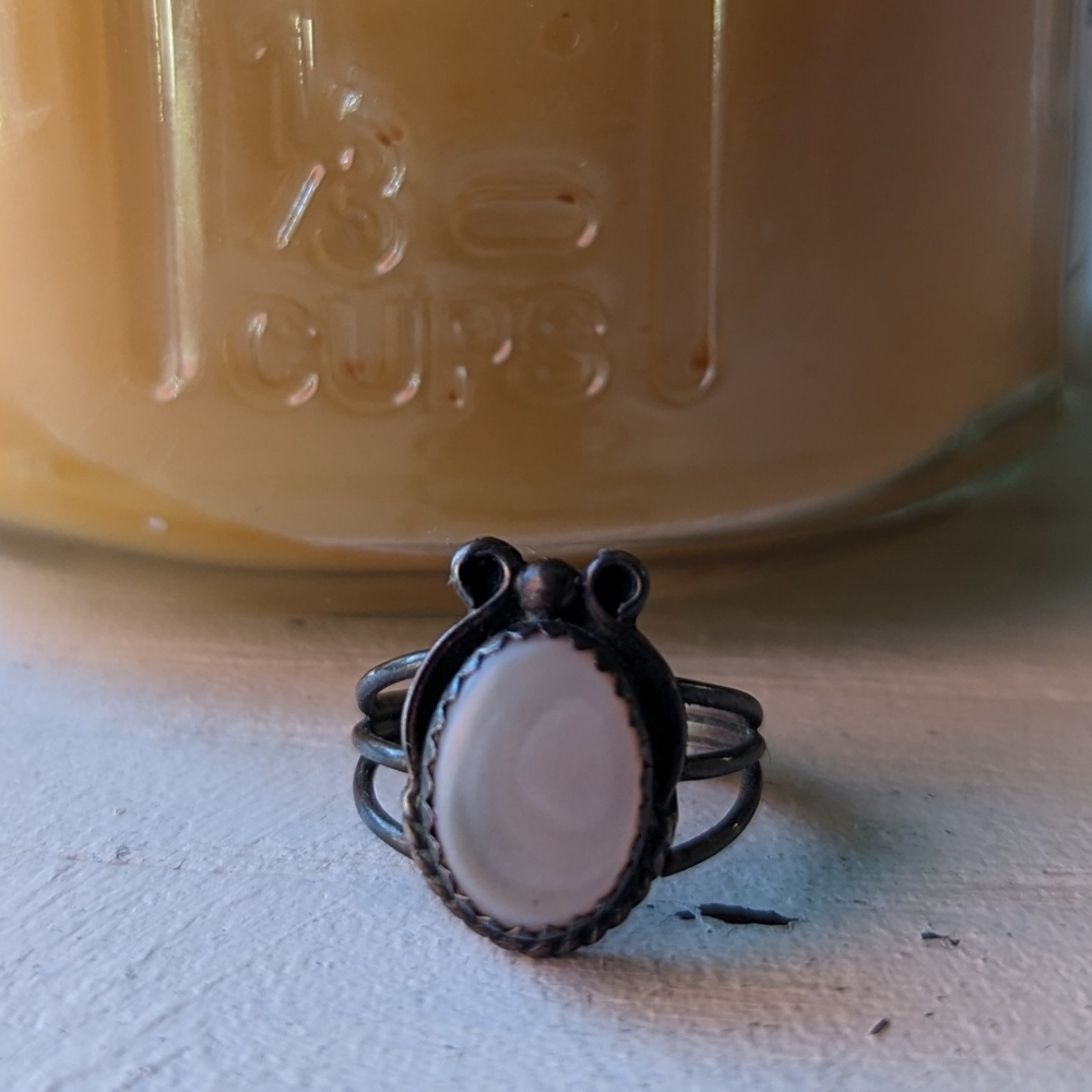 Size 4 Vintage Ring